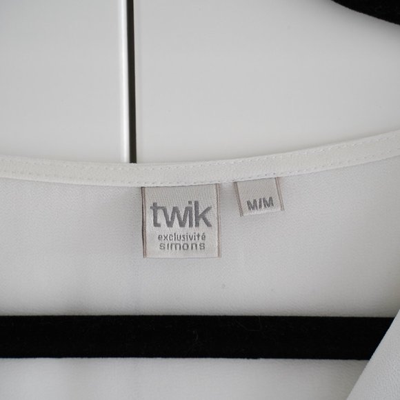 Twik Chiffon V-cut Mock Wrap Blouse, Size M - Picture 5 of 7